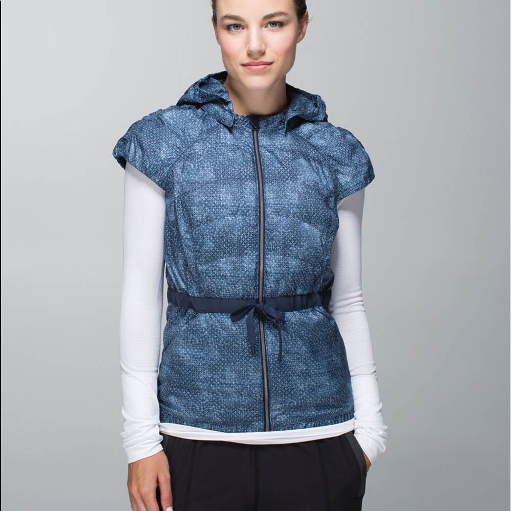Lululemon Spring Fling Vest Sz 10